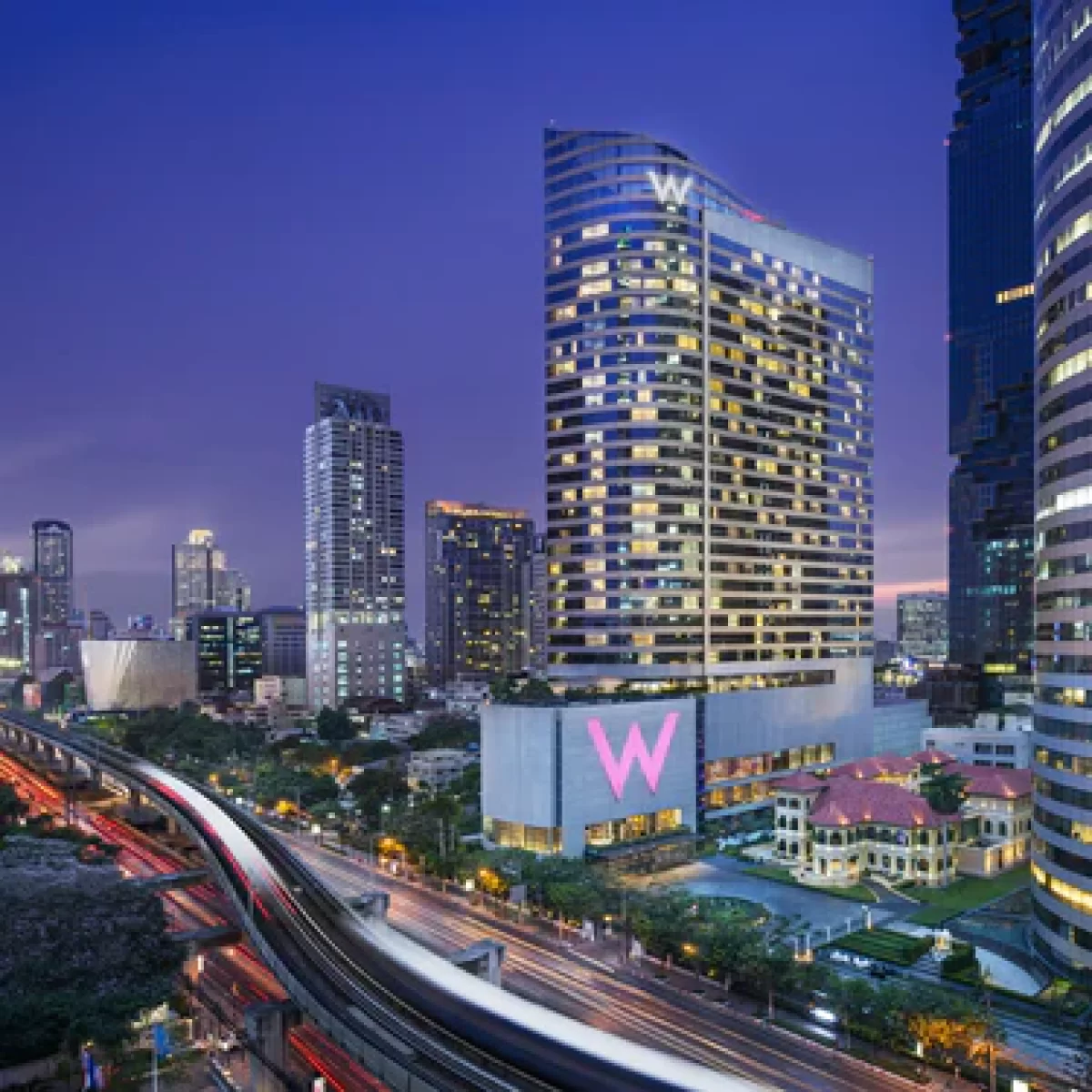 W_Hotel